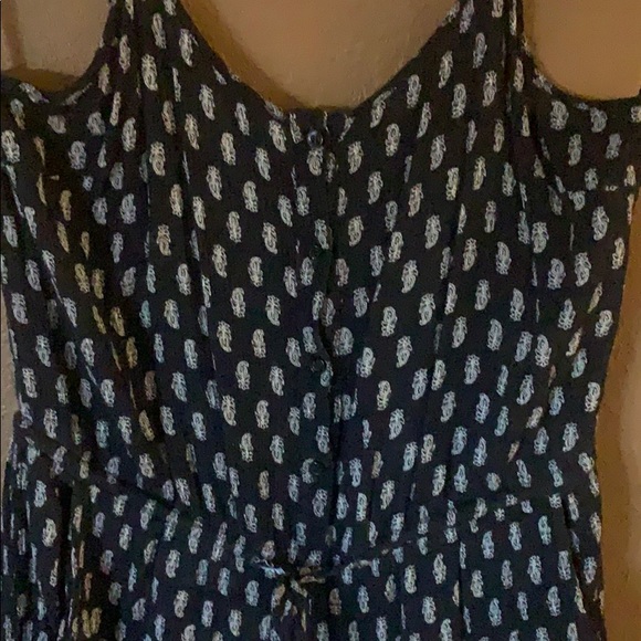 Romper - Picture 3 of 4